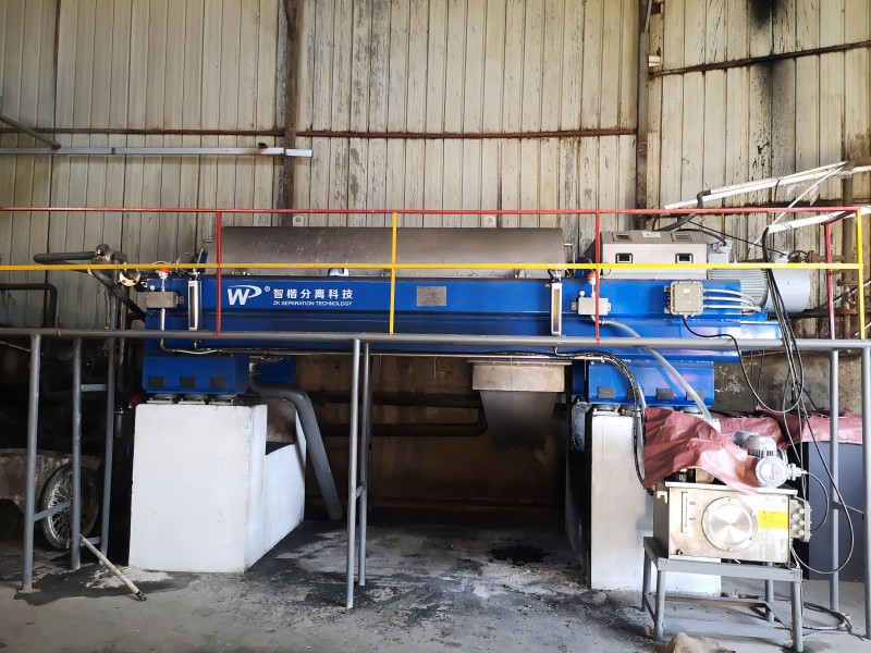 智楷離心機應用于落地油泥處理項目
